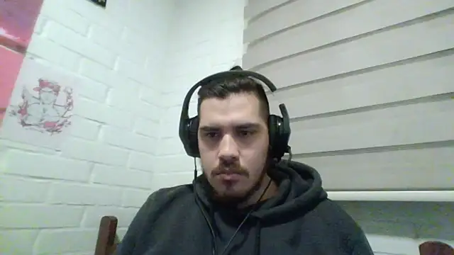 hung weeb online show from November 2025 12:56:01 AM