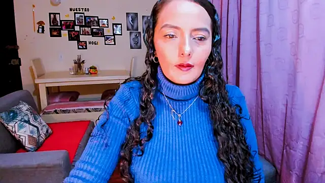 emma luxy online show from March 2026 11:49:02 PM