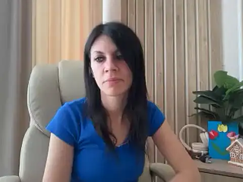 Snapshot of InjaAtHome chatting on June 2026 04:51:02 AM InjaAtHome online show from June 2026 04:51:02 AM