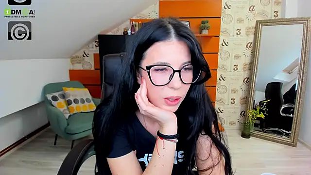 EmillyTaylor online show from February 2025 07:47:02 AM