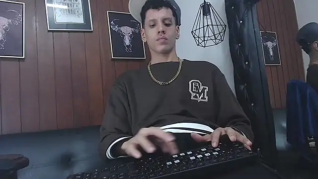 GaboReyes online show from February 2025 04:26:01 AM