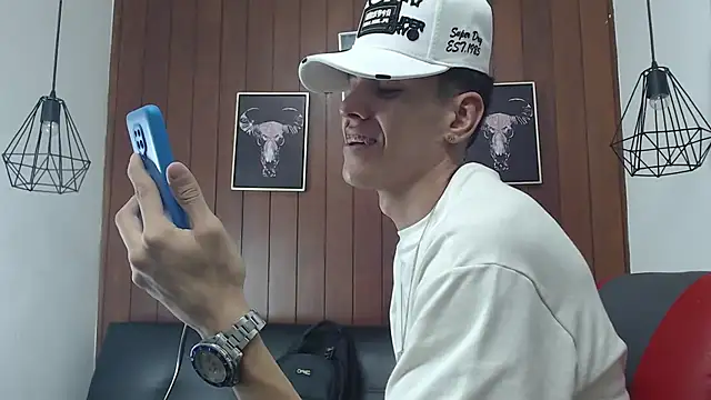 GaboReyes online show from March 2025 04:36:02 AM