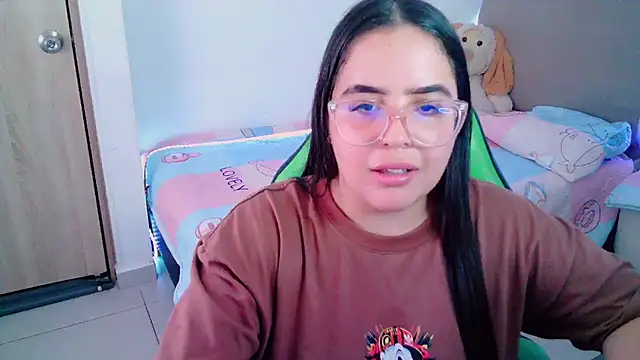  alicia z online show from February 2025 12:20:02 AM