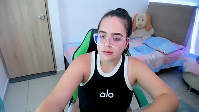  alicia z online show from February 2025 09:58:02 PM