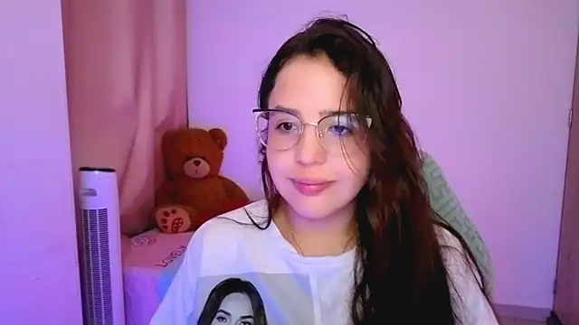  alicia z online show from April 2026 05:22:02 PM