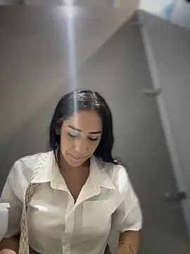 Snapshot of __IRIS__ chatting on May 2026 02:34:01 PM IRIS online show from May 2026 02:34:01 PM