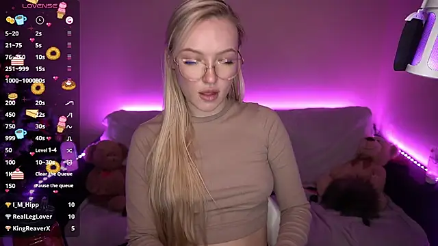 AmandaFiree online show from December 2024 03:24:02 PM