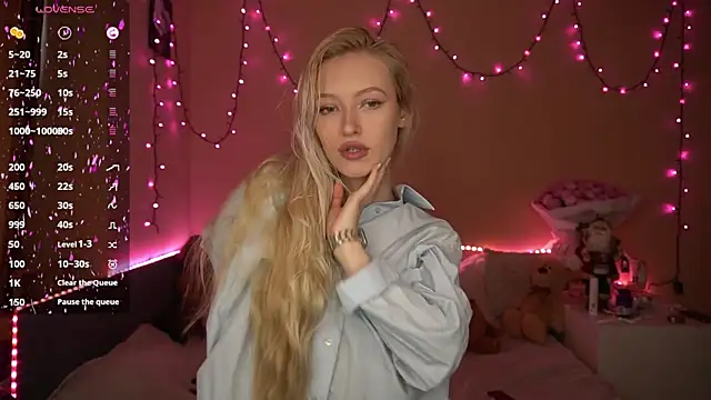 AmandaFiree online show from January 2026 07:55:01 AM