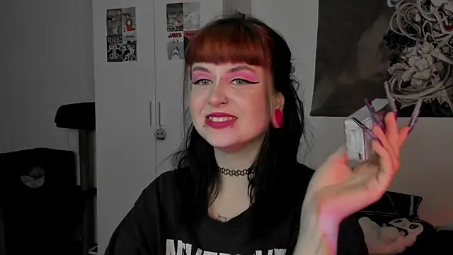 t0riayun0 online show from December 2024 11:18:02 PM