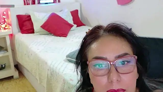 hottplay online show from February 2026 04:57:02 PM