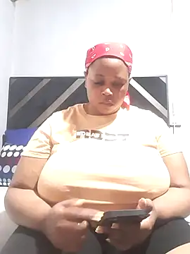 Snapshot of Sexy-queen99xx chatting on September 2025 07:43:02 AM Sexy-queen99xx online show from September 2025 07:43:02 AM