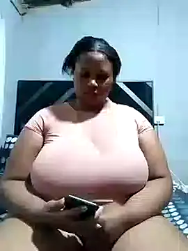 Snapshot of Sexy-queen99xx chatting on October 2025 06:22:02 AM Sexy-queen99xx online show from October 2025 06:22:02 AM