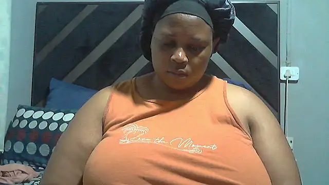 Snapshot of Sexy-queen99xx chatting on October 2025 06:27:01 PM Sexy-queen99xx online show from October 2025 06:27:01 PM
