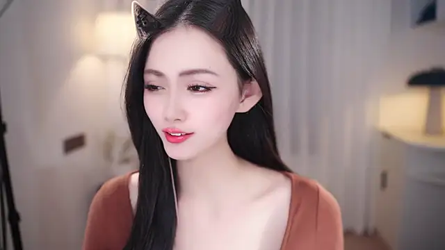 Ocean--Lili online show from November 2025 02:18:02 PM