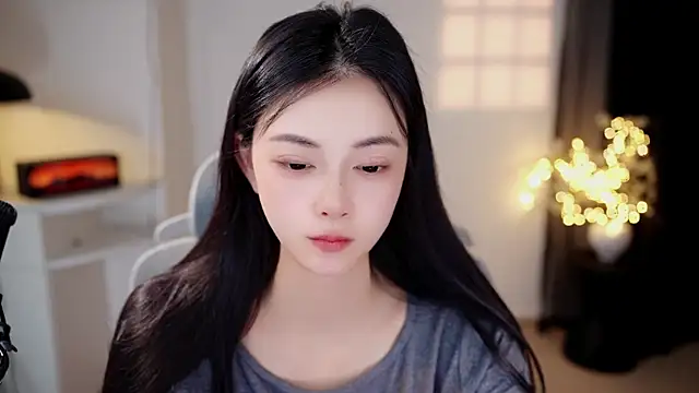 Ocean--Lili online show from July 2026 02:19:01 PM