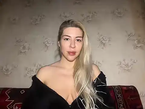 Lux Sonya Star online show from December 2025 12:45:01 PM