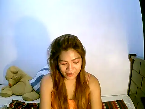 Snapshot of sweetvirginia01 chatting on February 2025 08:48:02 AM sweetvirginia01 online show from February 2025 08:48:02 AM