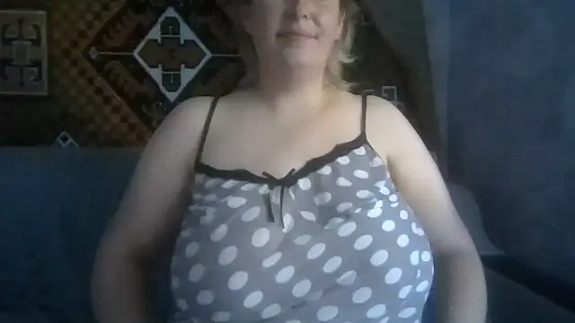 Snapshot of Diana_Britt chatting on July 2026 04:05:02 AM Diana Britt online show from July 2026 04:05:02 AM