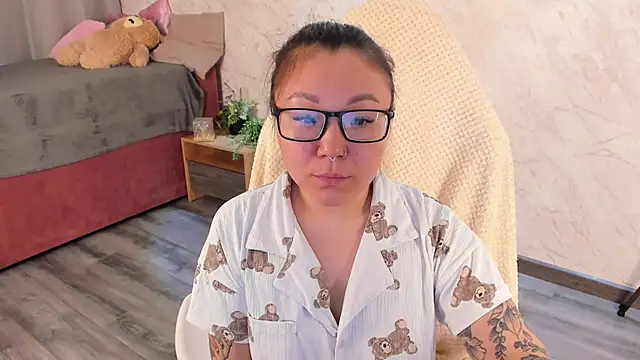 gentle muse online show from April 2026 12:01:01 AM