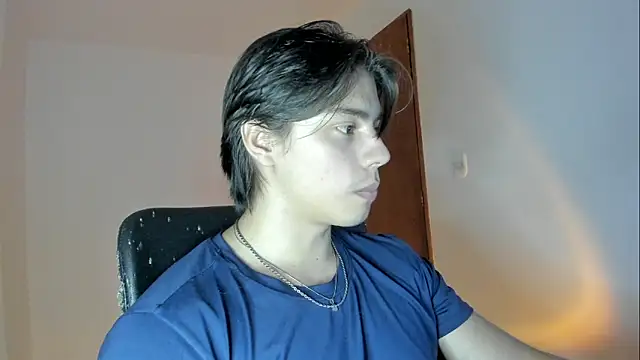 Giordano Russo online show from December 2025 09:56:01 PM