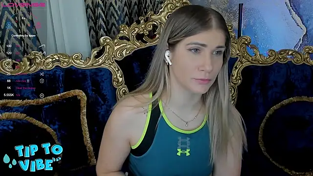 Snapshot of CassandraGood chatting on January 2025 08:52:01 AM CassandraGood online show from January 2025 08:52:01 AM