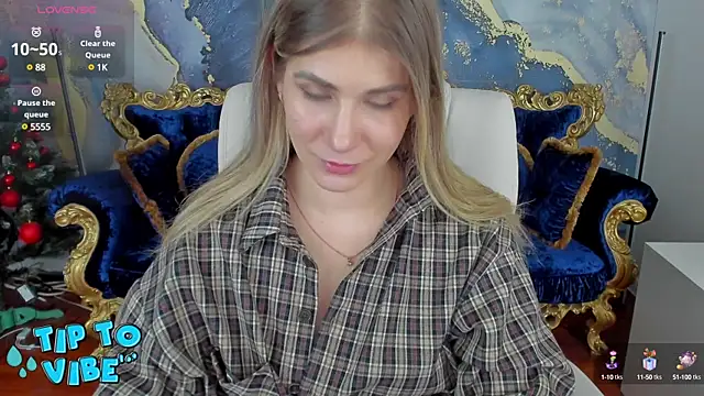 Snapshot of CassandraGood chatting on January 2025 12:42:01 PM CassandraGood online show from January 2025 12:42:01 PM