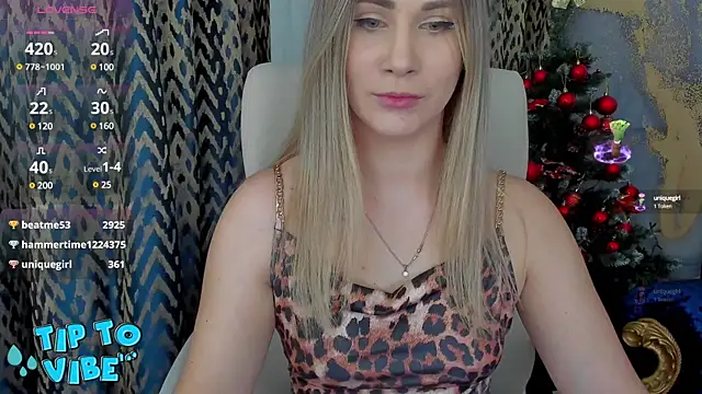 Snapshot of CassandraGood chatting on January 2025 09:44:02 AM CassandraGood online show from January 2025 09:44:02 AM