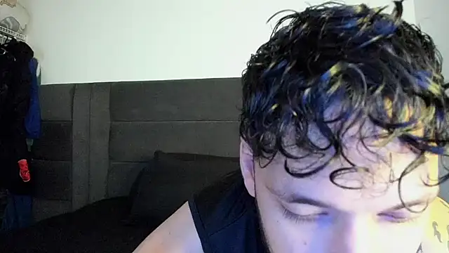 alejandro  2 online show from November 2025 06:02:01 PM