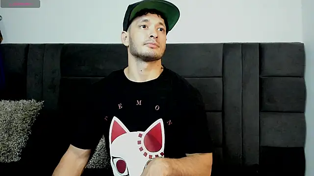 alejandro  2 online show from April 2026 07:09:01 PM