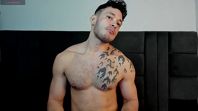 Snapshot of alejandro__2 chatting on May 2026 04:00:01 PM alejandro 2 online show from May 2026 04:00:01 PM