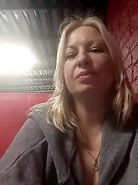 Arina smiles online show from January 2025 07:13:01 PM