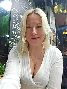 Arina smiles online show from January 2025 06:35:01 PM