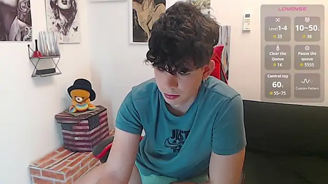 Oliverboy- online show from June 2026 11:29:01 PM