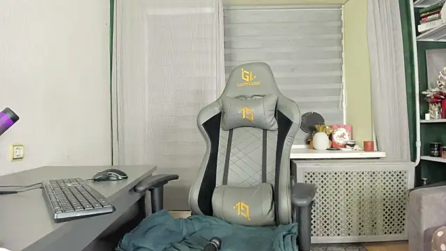 -Aariella- online show from February 2026 09:11:02 PM