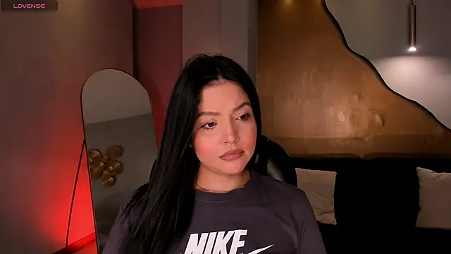 NinaMichelle online show from February 2026 06:48:01 PM