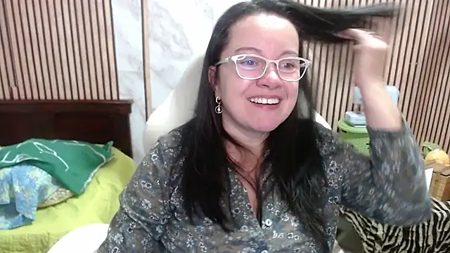 Snapshot of Sonialorens_ chatting on June 2026 09:41:01 PM Sonialorens online show from June 2026 09:41:01 PM