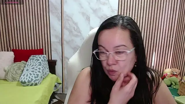 Snapshot of Sonialorens_ chatting on July 2026 07:49:01 PM Sonialorens online show from July 2026 07:49:01 PM