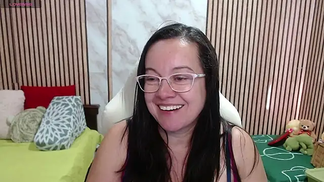 Snapshot of Sonialorens_ chatting on July 2026 08:11:02 PM Sonialorens online show from July 2026 08:11:02 PM