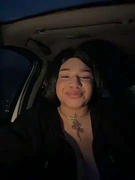 IamSashaLuv online show from December 2025 06:44:01 AM