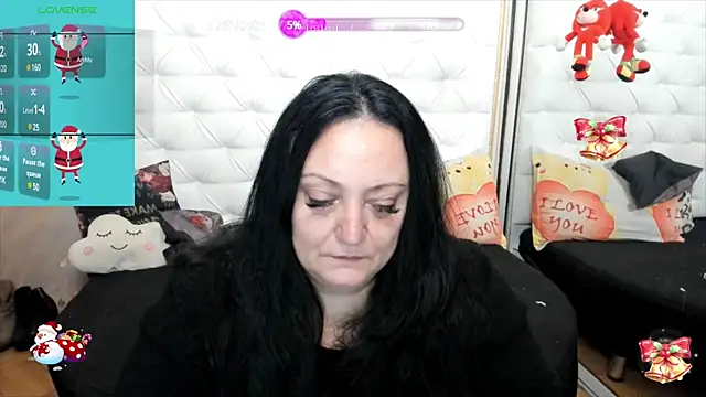 Snapshot of lady_lauren chatting on December 2024 05:31:02 AM lady lauren online show from December 2024 05:31:02 AM