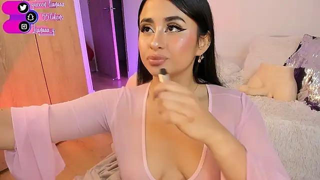 Snapshot of Queen_liana chatting on January 2025 08:52:01 AM Queen liana online show from January 2025 08:52:01 AM