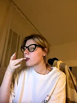 MaryHiggins online show from November 2025 01:16:01 AM