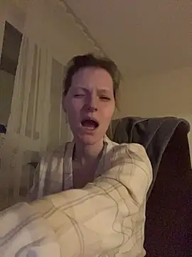 MaryHiggins online show from April 2026 07:55:01 PM