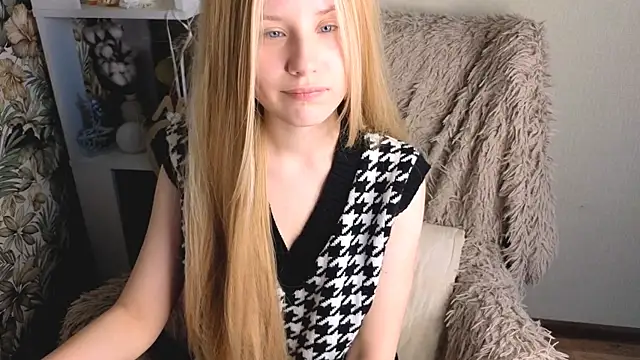 Snapshot of sarakaell chatting on August 2026 02:46:01 AM sarakaell online show from August 2026 02:46:01 AM