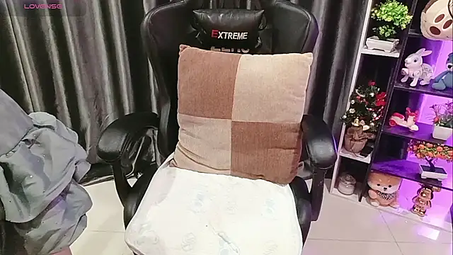 Yuki-yio online show from April 2026 01:26:01 AM