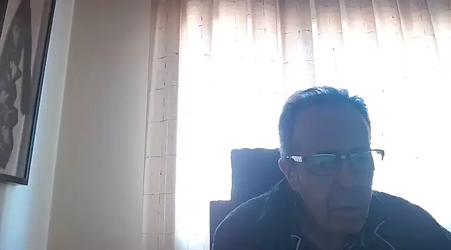 Snapshot of TonyComa chatting on December 2024 01:53:02 PM TonyComa online show from December 2024 01:53:02 PM