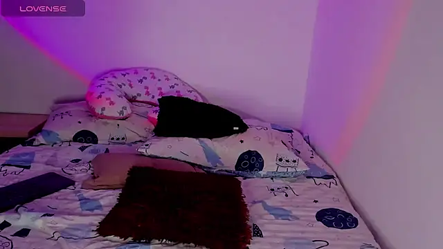 Abby Saenz01 online show from December 2024 02:41:01 AM