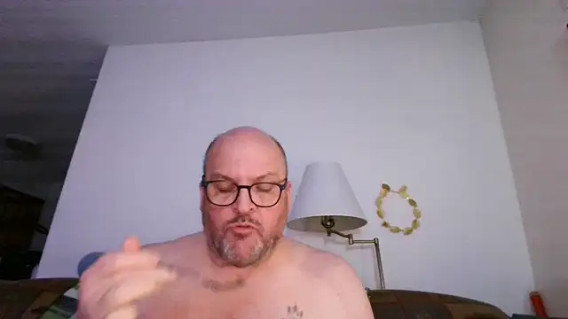 Ursulet US online show from March 2026 10:49:01 PM