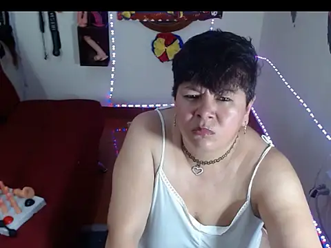 Snapshot of angelitolove727 chatting on June 2026 11:59:01 PM angelitolove727 online show from June 2026 11:59:01 PM