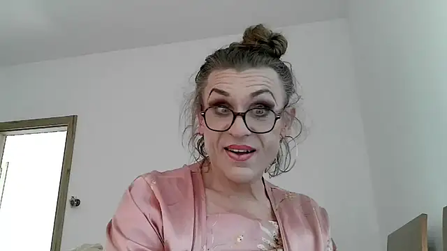 Snapshot of lilianashemale chatting on March 2026 08:53:01 AM lilianashemale online show from March 2026 08:53:01 AM